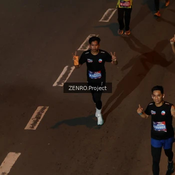 Runner Photo 4015146