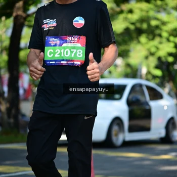 Runner Photo 4015148