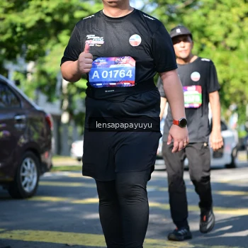 Runner Photo 4015152
