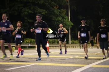 Runner Photo 4015158