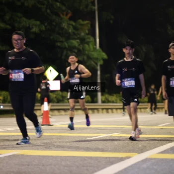 Runner Photo 4015165