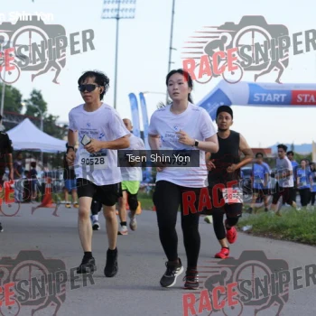 Runner Photo 401517