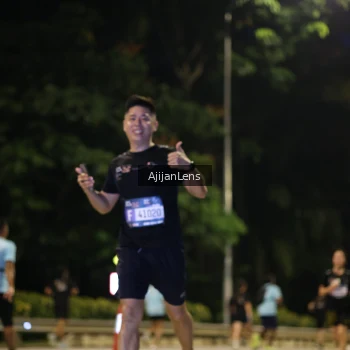 Runner Photo 4015233