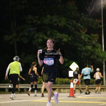Runner Photo 4015254
