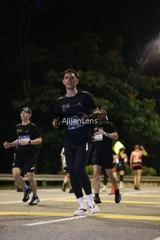Runner Photo 4015309
