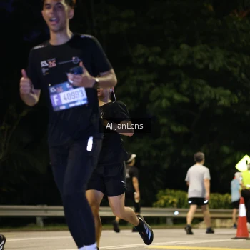 Runner Photo 4015343