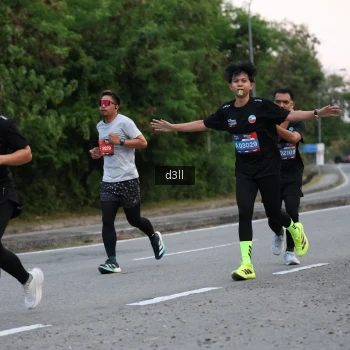 Runner Photo 4015346