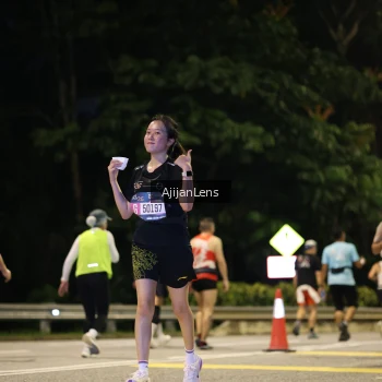 Runner Photo 4015352