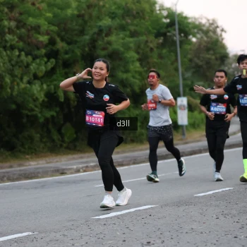 Runner Photo 4015354