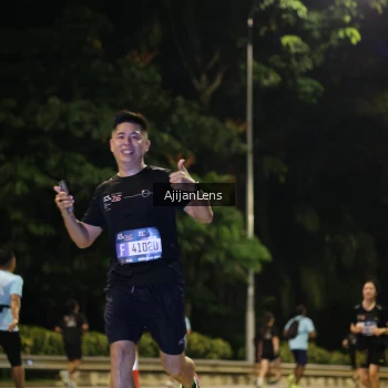 Runner Photo 4015357
