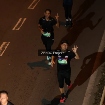 Runner Photo 4015364