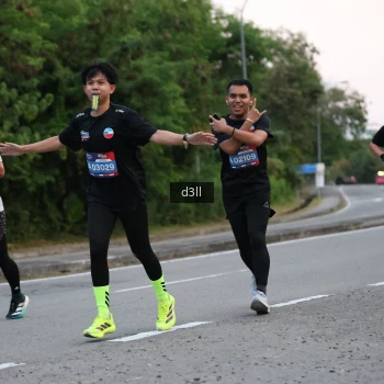 Runner Photo 4015376
