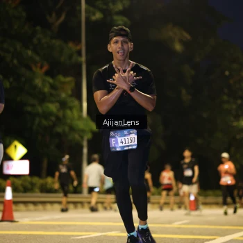 Runner Photo 4015379