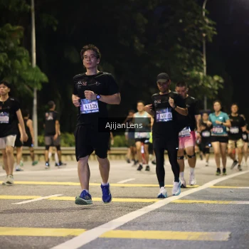 Runner Photo 4015409