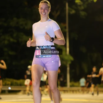 Runner Photo 4015411