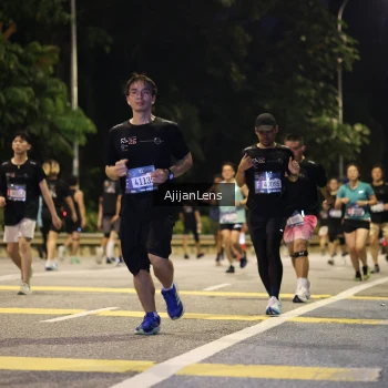 Runner Photo 4015424