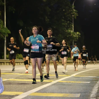 Runner Photo 4015480