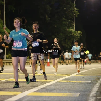Runner Photo 4015495