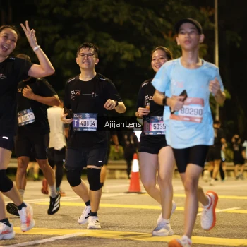 Runner Photo 4015502