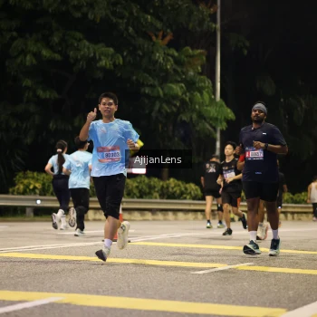 Runner Photo 4015530