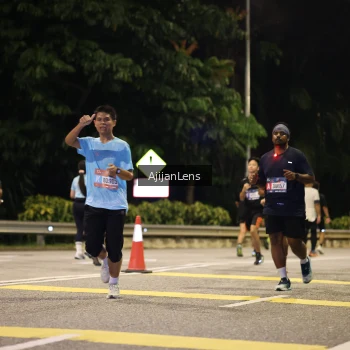 Runner Photo 4015535