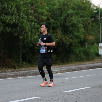 Runner Photo 4015552