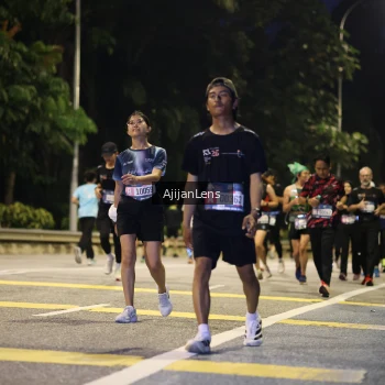 Runner Photo 4015560