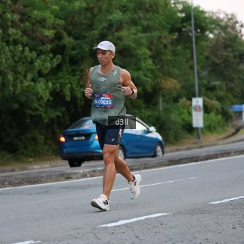 Runner Photo 4015586