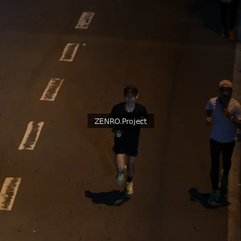 Runner Photo 4015595