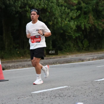Runner Photo 4015646