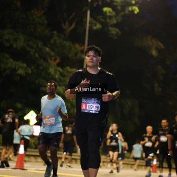 Runner Photo 4015665