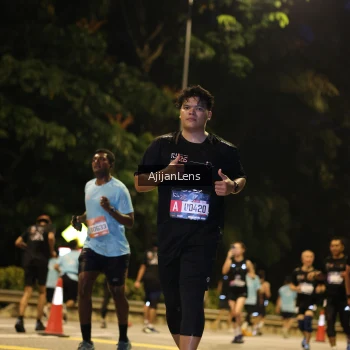 Runner Photo 4015666