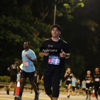 Runner Photo 4015668