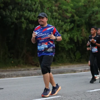 Runner Photo 4015673