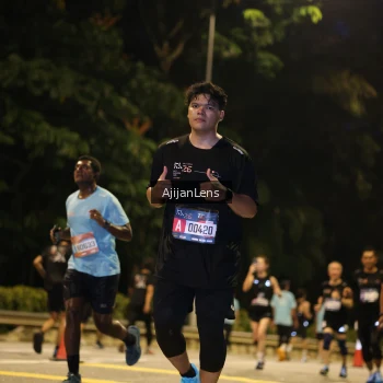 Runner Photo 4015674