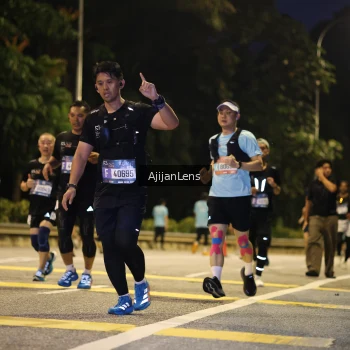 Runner Photo 4015685