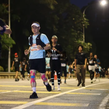 Runner Photo 4015697