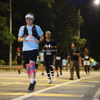 Runner Photo 4015700