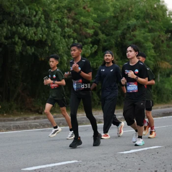 Runner Photo 4015712