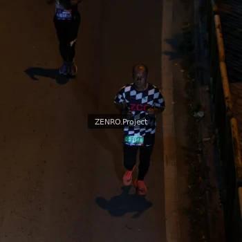 Runner Photo 4015737