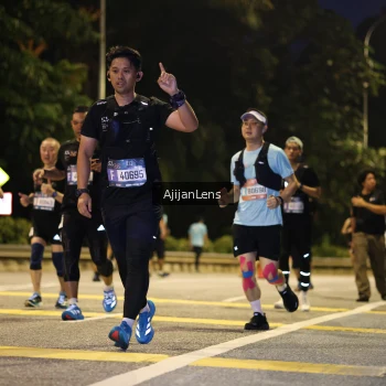 Runner Photo 4015745