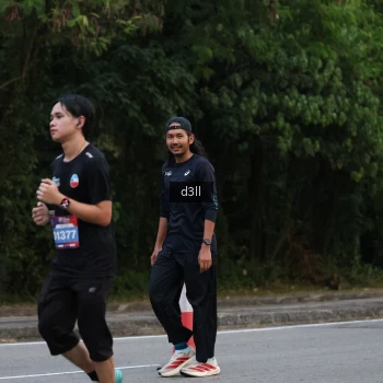 Runner Photo 4015755