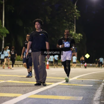 Runner Photo 4015757