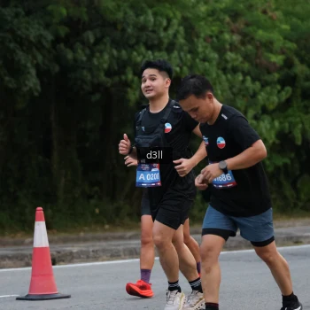 Runner Photo 4015795