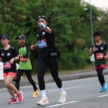 Runner Photo 4015908