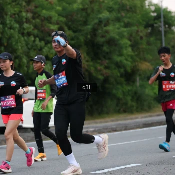 Runner Photo 4015914