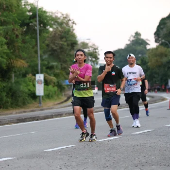 Runner Photo 4015956