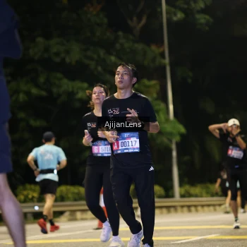 Runner Photo 4015972
