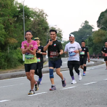 Runner Photo 4015974