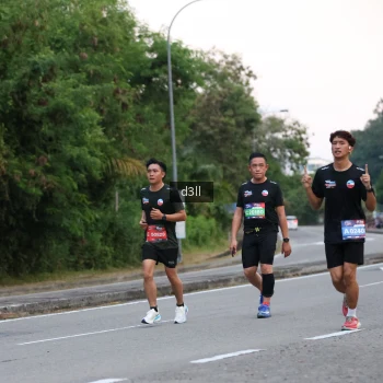 Runner Photo 4015996